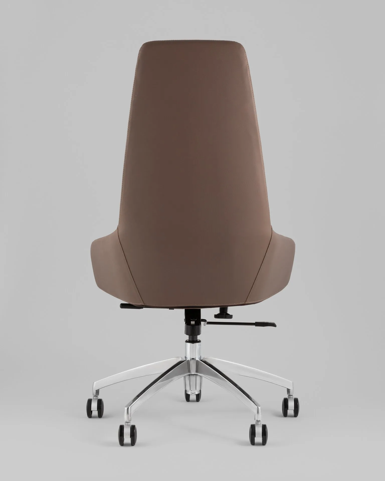 Кресло руководителя TopChairs Soulo светло-серый, коричневый.